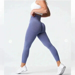 NVGTN ~ Indigo Contour Seamless Leggings ~ High Waisted Stretch ~ Size M